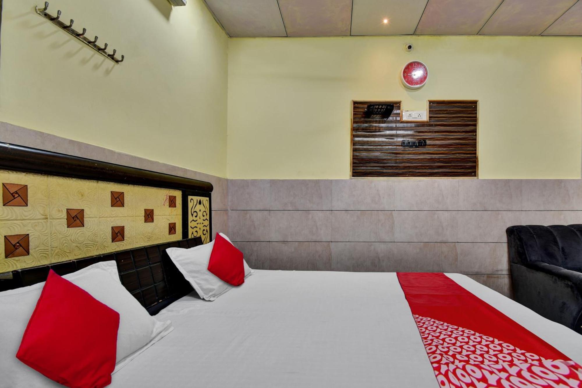 Oyo Flagship Apna Guest House Kota  Kültér fotó